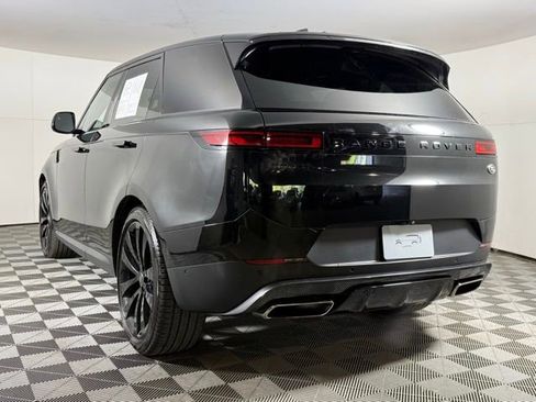 Used 2023 Land Rover Range Rover Sport SE AWD/4WD image 4
