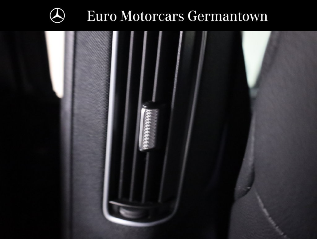 Used 2025 Mercedes-Benz GLS 450 4MATIC image 46