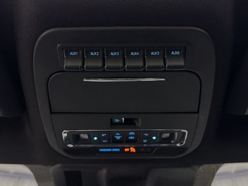 Used 2026 Ford F250 Platinum AWD/4WD image 37