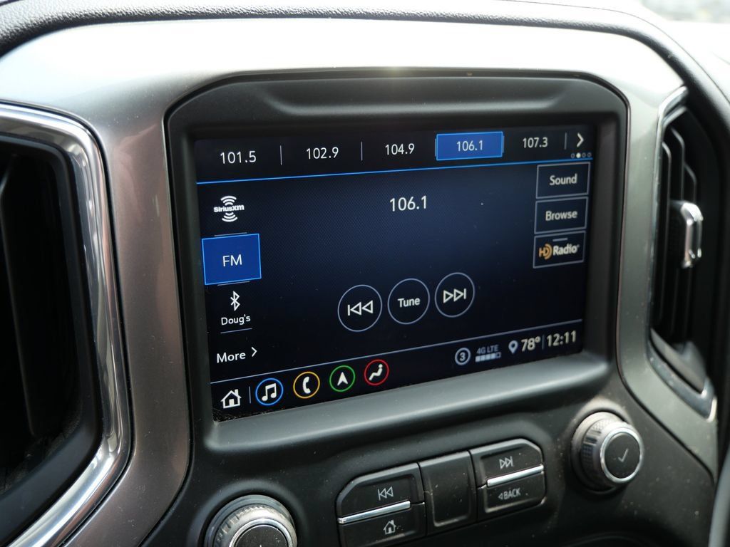Used 2020 Chevrolet Silverado 1500 LTZ AWD/4WD image 33