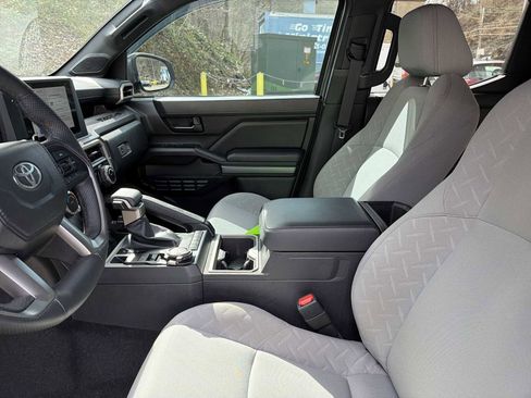Used 2024 Toyota Tacoma SR5 image 18