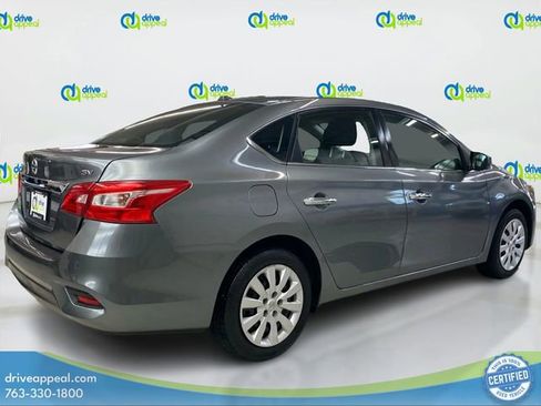 Used 2017 Nissan Sentra SV image 5
