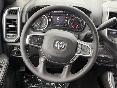 New 2026 RAM 2500 Big Horn AWD/4WD image 37