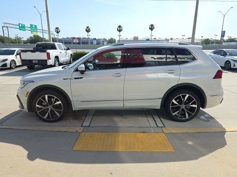 Used 2023 Volkswagen Tiguan SEL R-Line image 7