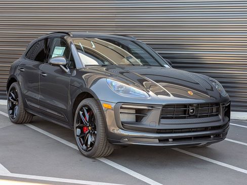 New 2026 Porsche Macan GTS image 7