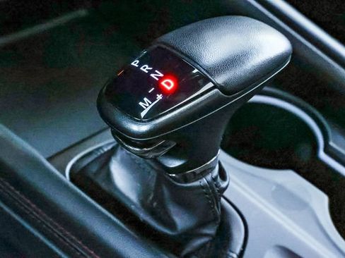 Used 2024 Dodge Durango GT RWD image 23