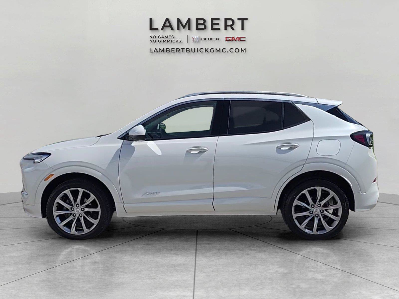 Used 2024 Buick Encore GX Avenir w/ Avenir Convenience Package AWD/4WD image 2