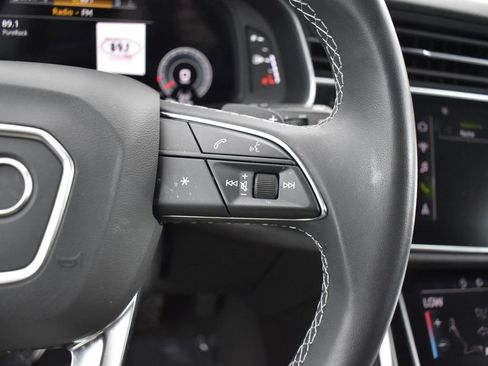 Used 2023 Audi Q8 Premium Plus image 15