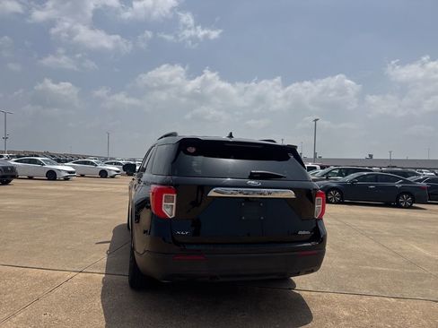 Used 2022 Ford Explorer XLT RWD image 21