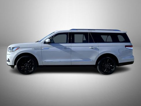 Used 2022 Lincoln Navigator L Reserve image 8