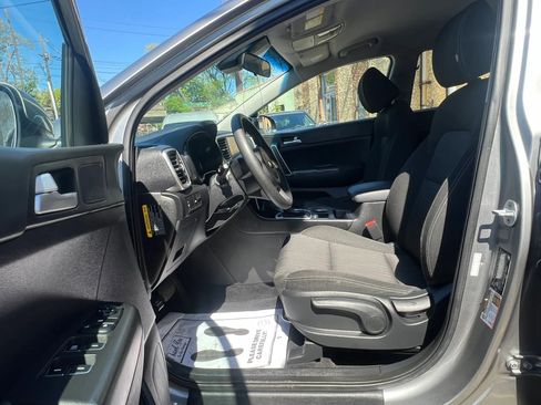 Used 2020 Kia Sportage LX AWD/4WD image 25