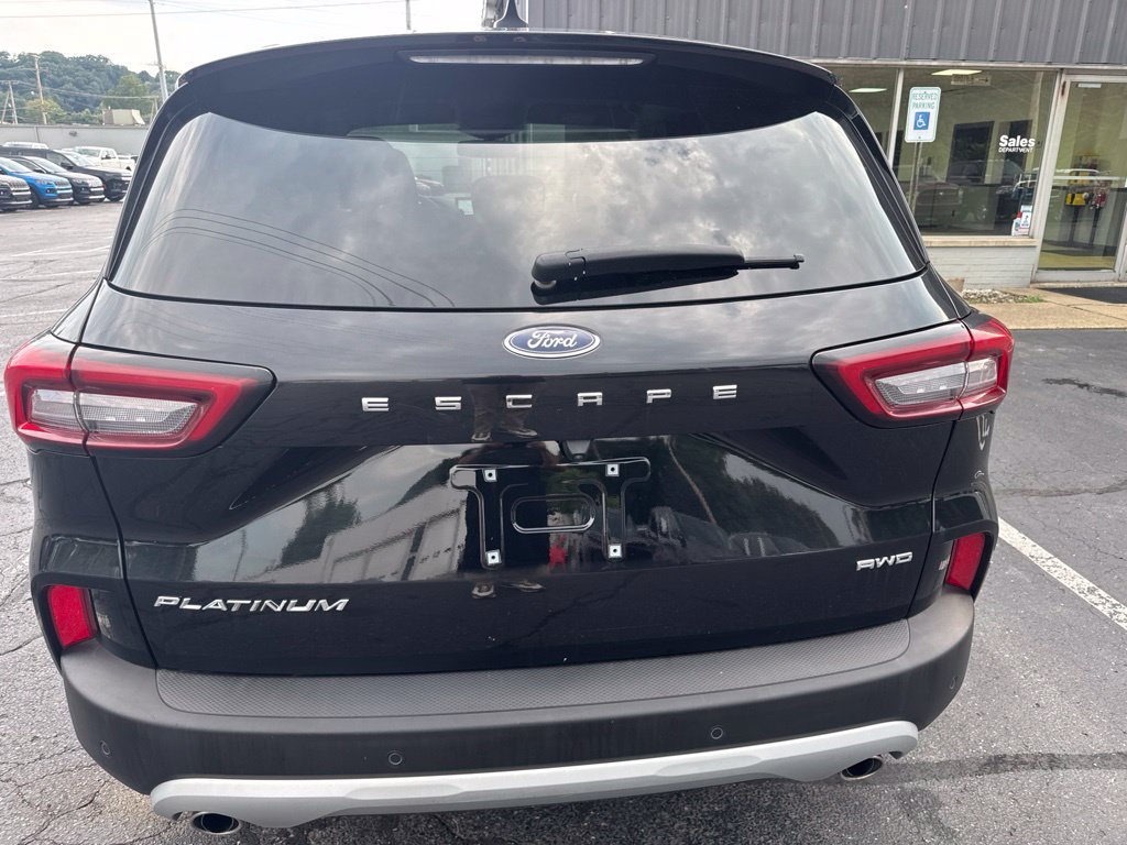 Used 2024 Ford Escape Platinum AWD/4WD image 7