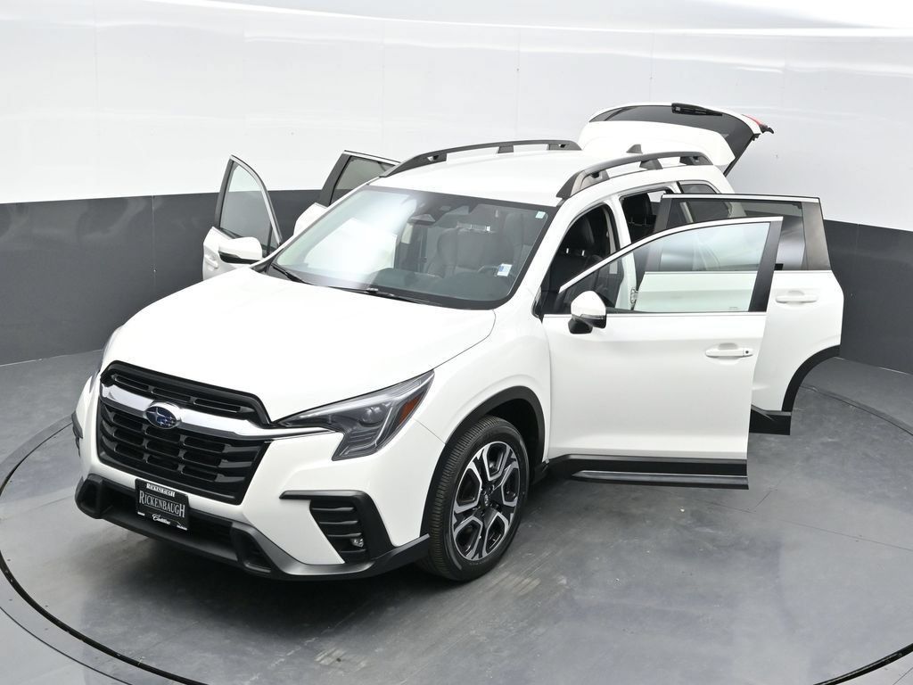 Used 2023 Subaru Ascent Limited AWD/4WD image 41