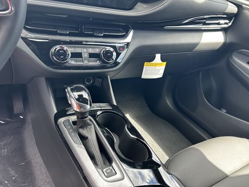 New 2026 Buick Envista Sport Touring w/ Convenience I Package FWD image 21