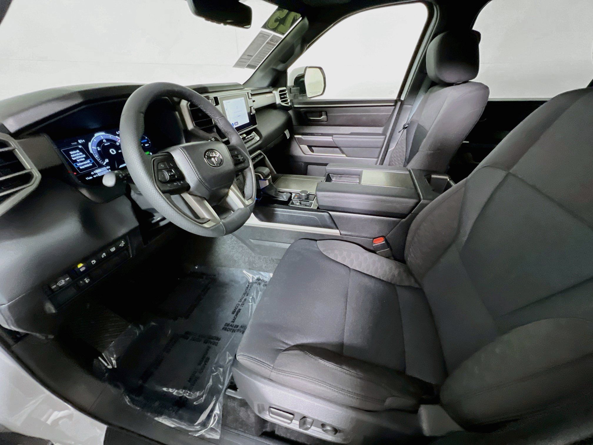 Used 2025 Toyota Sequoia SR5 AWD/4WD image 15