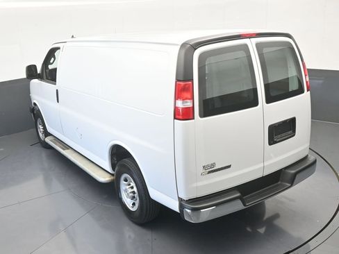 Used 2024 Chevrolet Express 2500 w/ Driver Convenience Package image 41