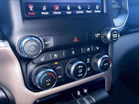 Used 2021 RAM 1500 Laramie w/ Off Road Group AWD/4WD image 24