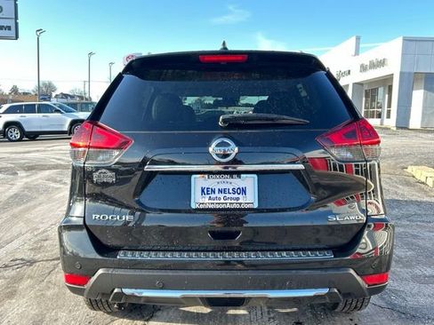 Used 2020 Nissan Rogue SL image 4