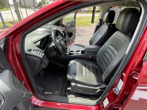 Used 2017 Ford Escape Titanium AWD/4WD image 17