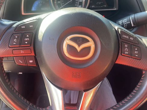 Used 2016 MAZDA MAZDA3 i Touring image 13