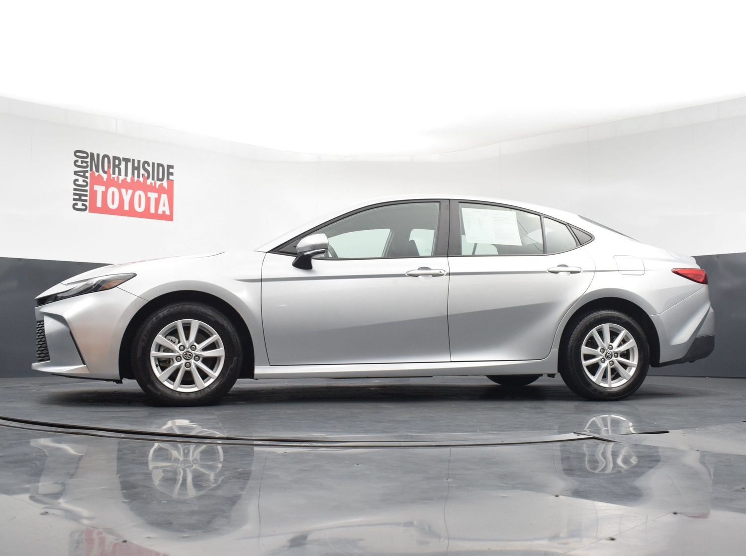 Used 2025 Toyota Camry LE w/ Convenience Package AWD/4WD image 26