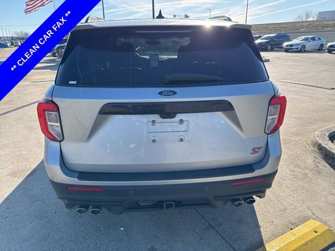 Used 2023 Ford Explorer ST w/ Equipment Group 401A image 9