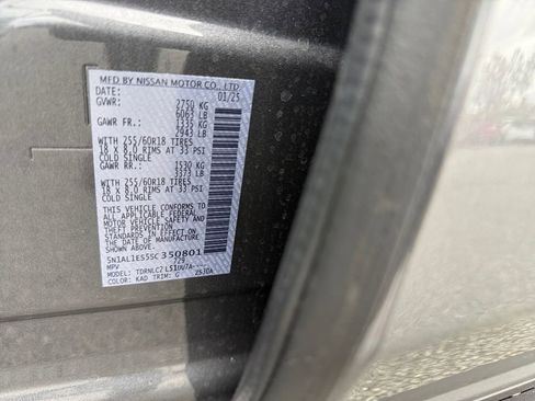 Used 2025 INFINITI QX60 Pure image 39