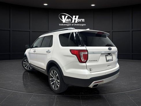 Used 2016 Ford Explorer Platinum AWD/4WD image 5