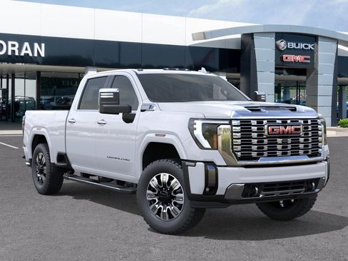 New 2026 GMC Sierra 2500 Denali w/ Denali Reserve Package image 10