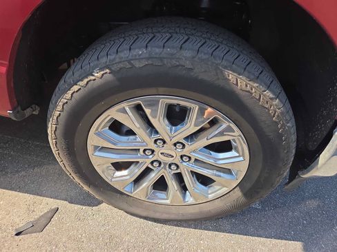 Used 2025 Ford F150 Lariat w/ Equipment Group 502A High AWD/4WD image 2