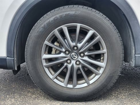 Used 2019 MAZDA CX-5 Touring image 9