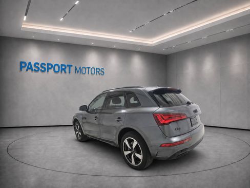 Used 2023 Audi Q5 2.0T Prestige w/ Prestige Package AWD/4WD image 4