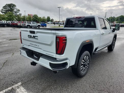 Used 2026 GMC Sierra 2500 Denali Ultimate w/ Max Trailering Package AWD/4WD image 3