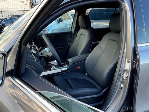 New 2026 Mercedes-Benz GLB 250 4MATIC image 9