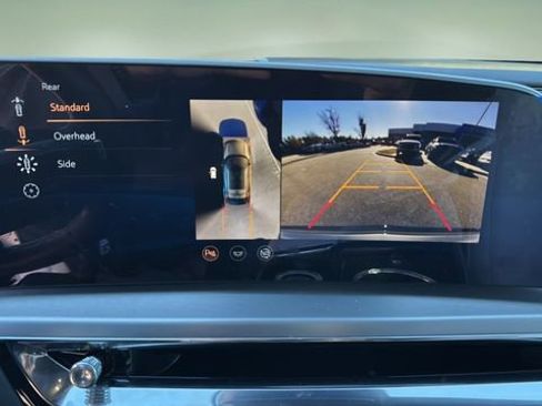 Used 2025 Cadillac Lyriq Sport image 27