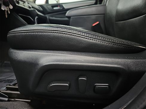 Used 2017 Subaru Outback 2.5i Premium image 29