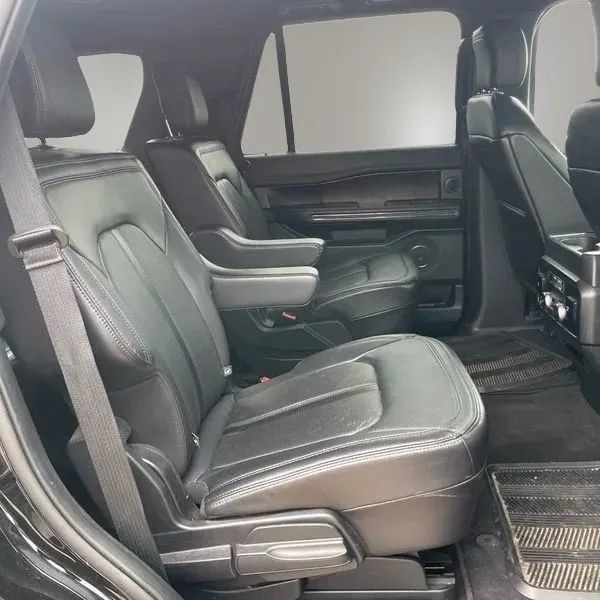 Used 2020 Ford Expedition Limited AWD/4WD image 24