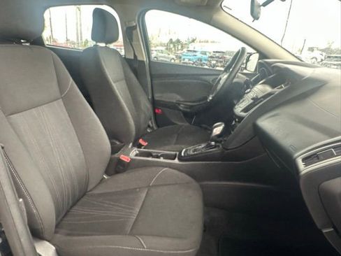 Used 2018 Ford Focus S FWD image 12