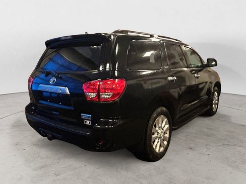 Used 2016 Toyota Sequoia Platinum image 5