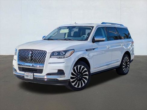 Used 2024 Lincoln Navigator Black Label AWD/4WD image 1