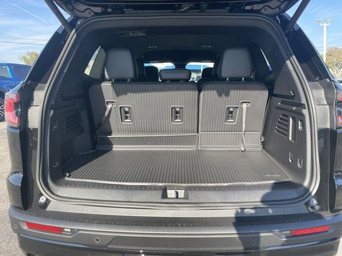 New 2026 GMC Acadia Elevation w/ Black Edition FWD image 24