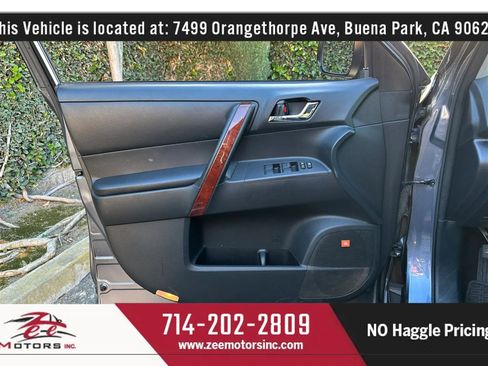 Used 2013 Toyota Highlander Limited image 41
