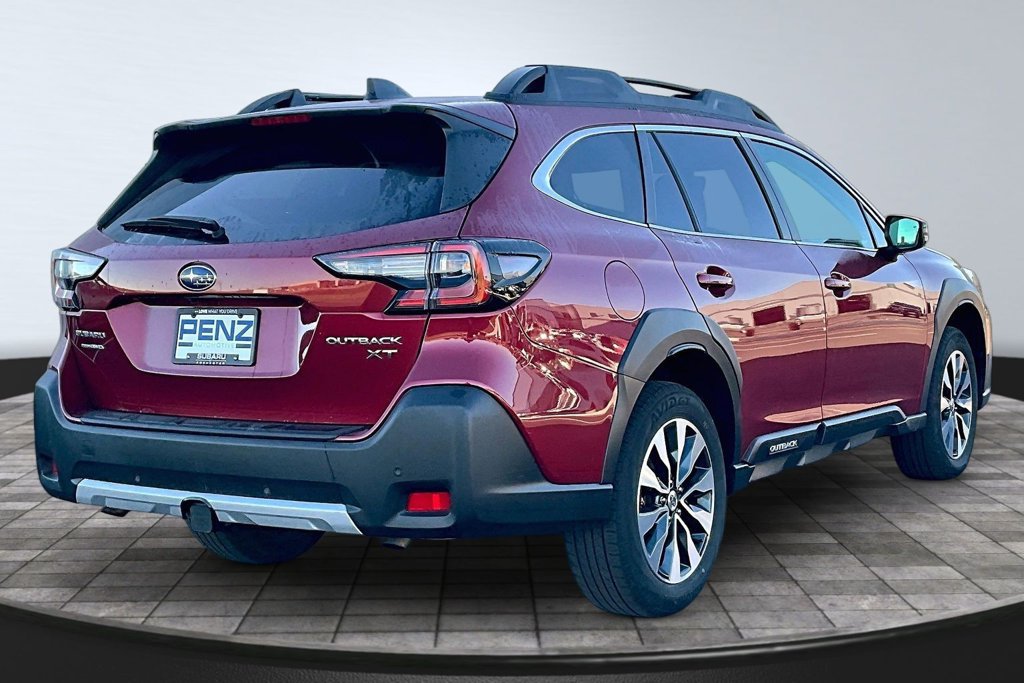 Used 2024 Subaru Outback Limited XT AWD/4WD image 6