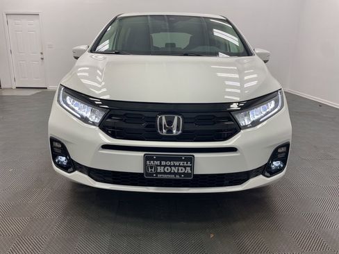 New 2026 Honda Odyssey Elite image 3