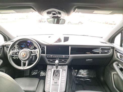 Used 2020 Porsche Macan image 18
