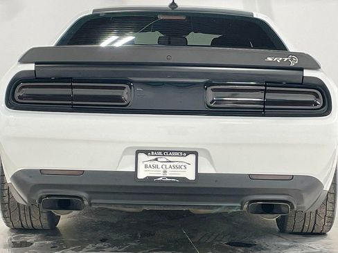 Used 2020 Dodge Challenger SRT Hellcat image 32