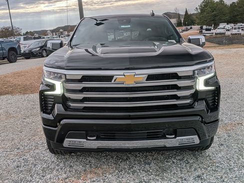 New 2026 Chevrolet Silverado 1500 High Country image 2