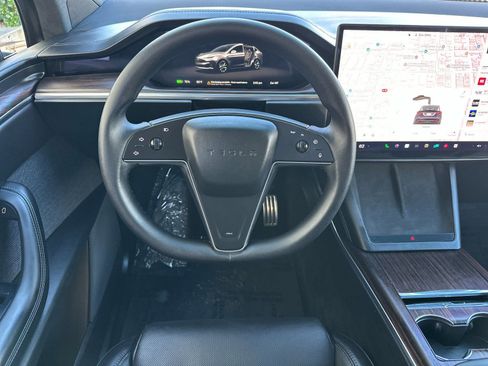 Used 2024 Tesla Model X AWD/4WD image 16