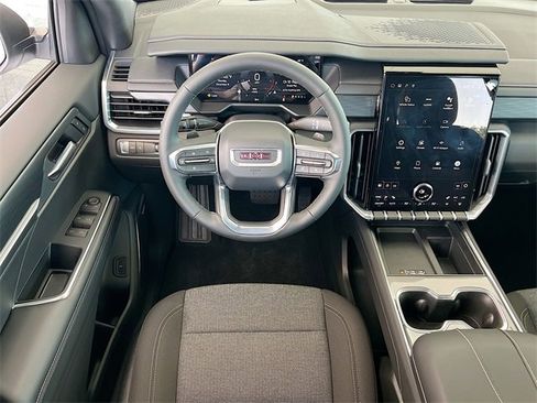 New 2026 GMC Acadia Elevation image 16