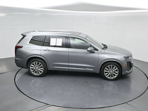 Used 2023 Cadillac XT6 Premium Luxury FWD image 41
